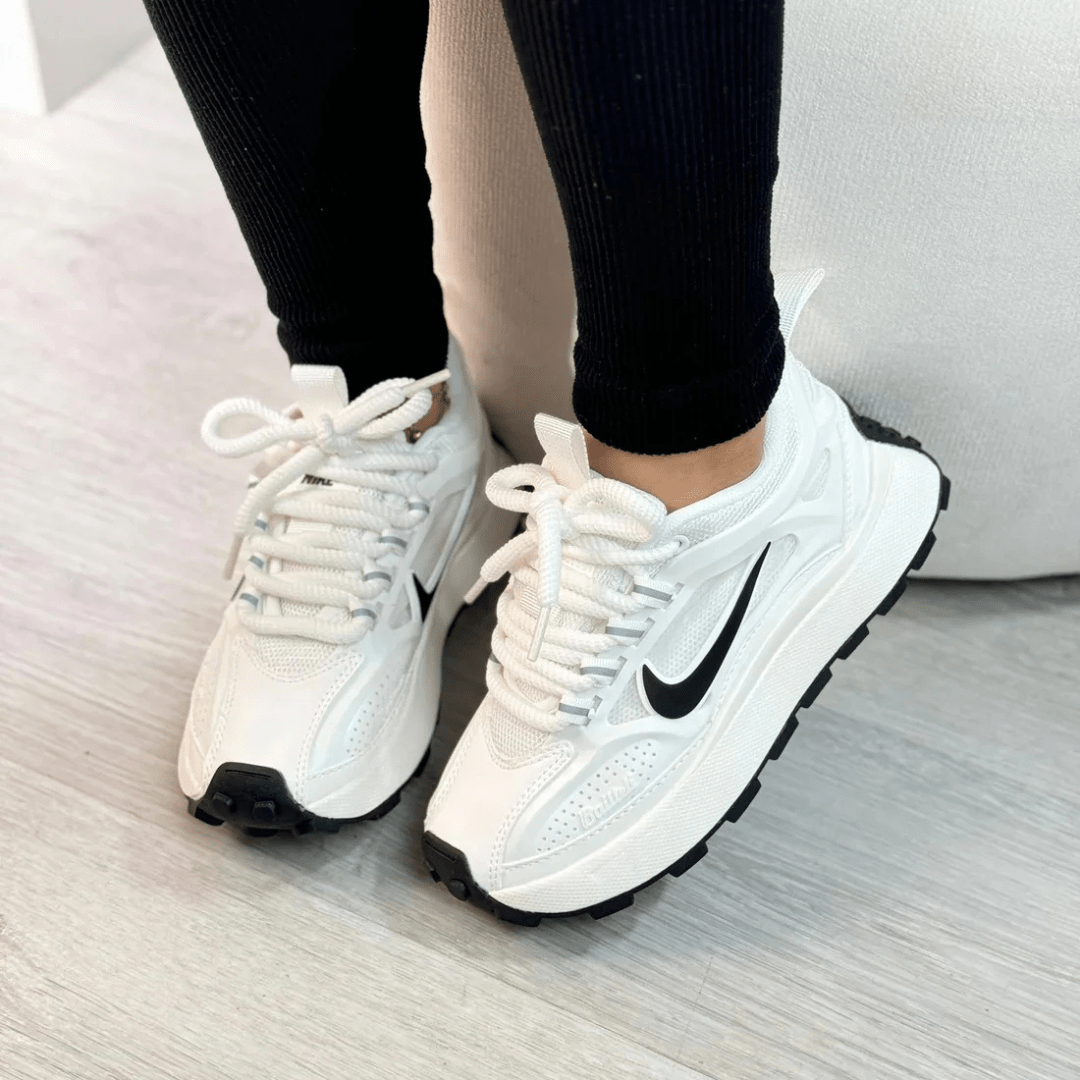 NIKE BAILLELI | CASUAL SPORT